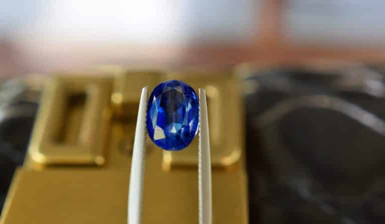 safir albastru