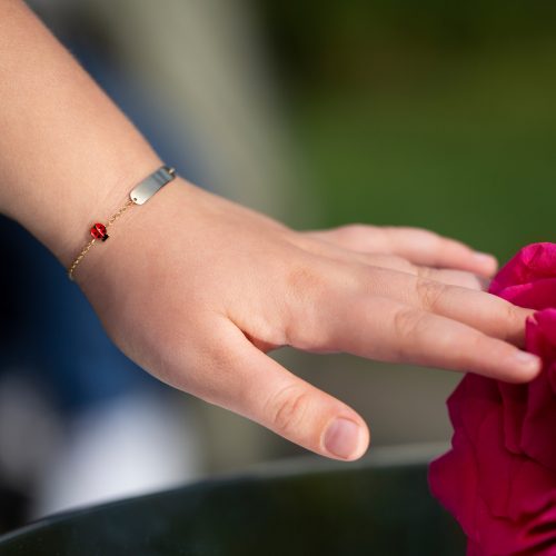 Brățară din aur galben de 14 kt, cu tăbliță personalizabilă și buburuză, model IPB 002