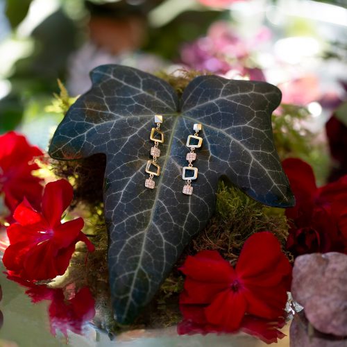 Cercei lungi din aur galben de 14 kt, decorați cu zirconii, model IPC 009
